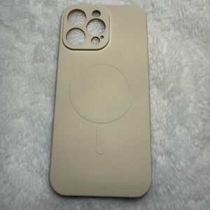 Beige Silicone MagSafe-Compatible iPhone 16 Pro Max Case